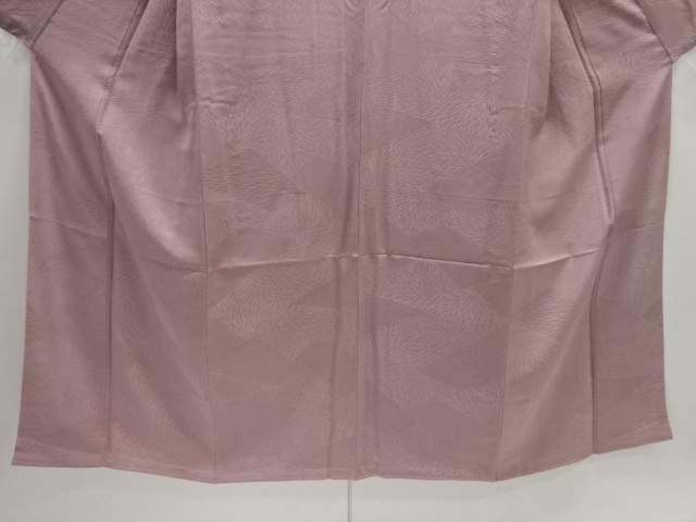  未使用品　裂取りに狢菊模様織出し一ツ紋色無地着物